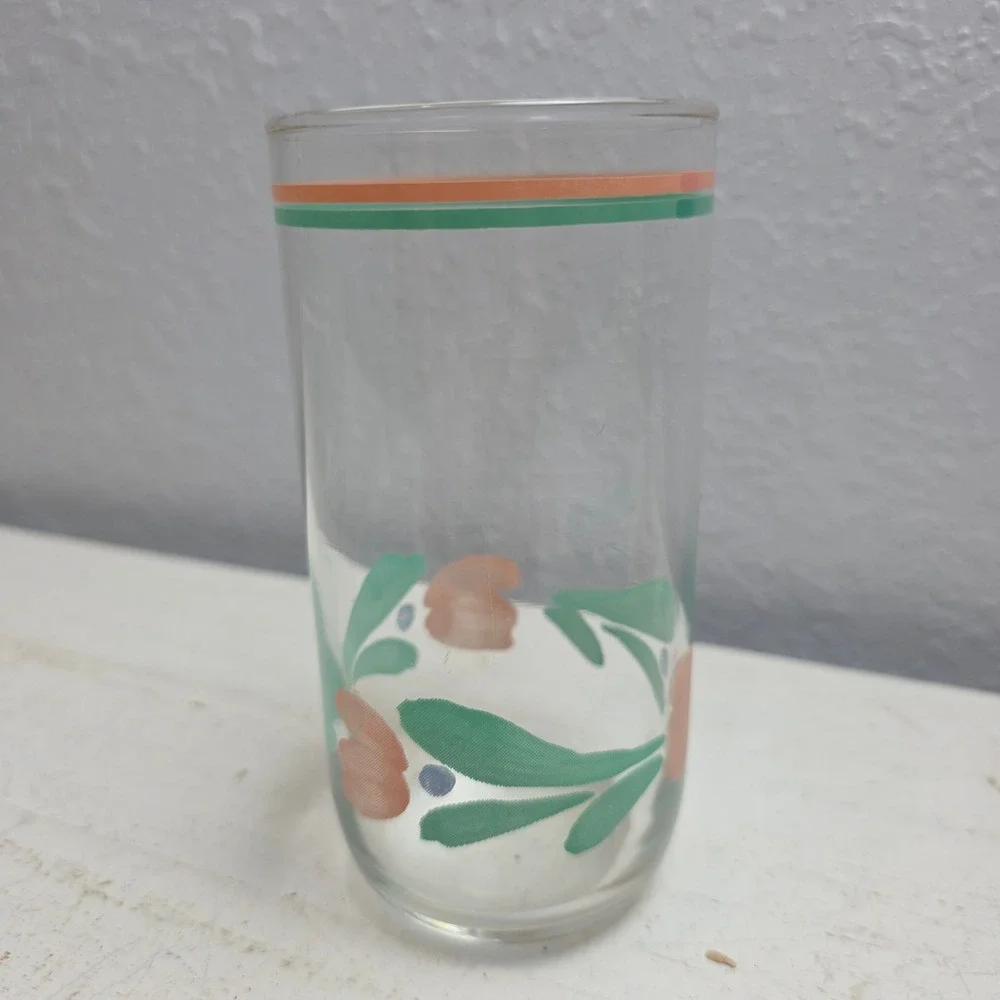 Vintage Libbey Tulip Tumbler Glasses Set of 8 with Metal Cottagecore‎ Carrier